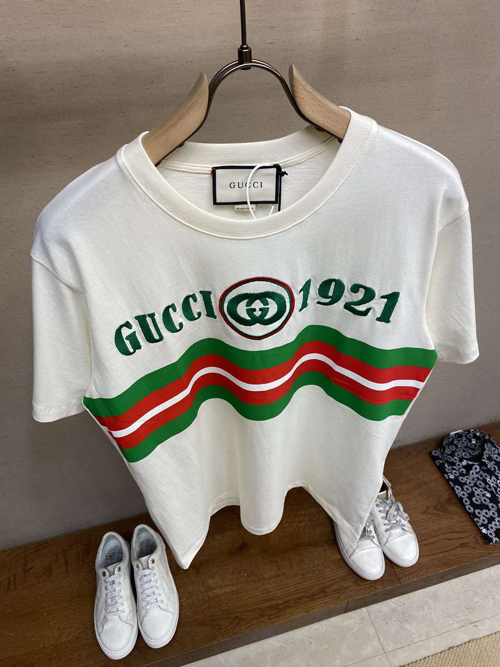 Gv*c* T-shirt